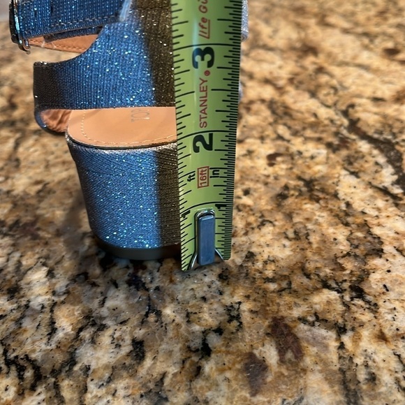 🆕 With Out Tags Top Moda Silver Sparkle Ankle Strap Sandals  w/2” Heels Size 8 - Picture 6 of 7